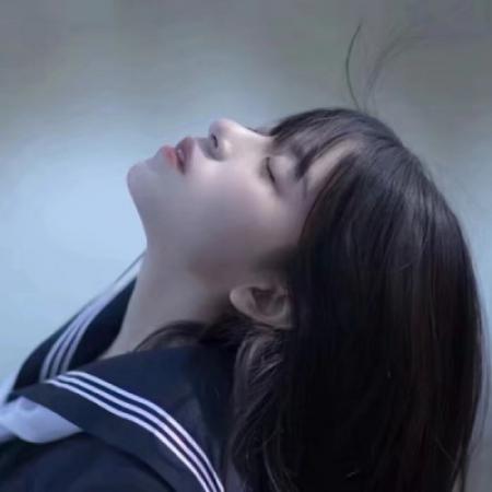 qq头像闺蜜多人，数量比较大自己找找吧