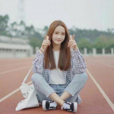 女生闺蜜头像三人真人的分开，请把我留在转角里