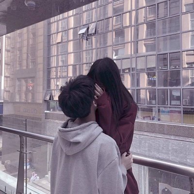 2019好看的情侣头像一对两张 懂你的人比爱你的人珍惜