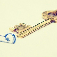 唯美钥匙头像图片,你的心只有我能打开,是我一个人的