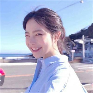 2018气质女生海边微信头像,数量不多喜欢就好