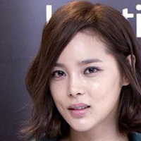 韩国影视女演员朴诗妍QQ头像_朴诗妍整容前后照片