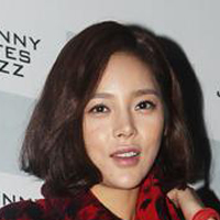 韩国影视女演员朴诗妍QQ头像_朴诗妍整容前后,模特,本名朴美宣