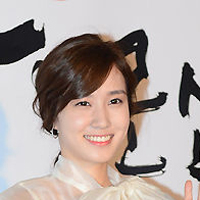 韩国著名女演员朴恩彬甜美可爱QQ头像图片_甜美清纯的样子