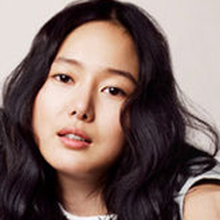 韩国女演员尹珍熙QQ头像_既清纯又散发着成熟味道魅力女人