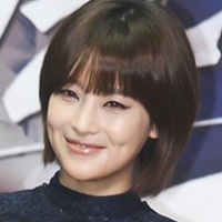 韩国明星吴妍书甜美QQ头像图片_吴妍书整容后的照片