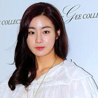 韩国新生代女演员姜素拉QQ头像_聪明伶俐少女姜素拉
