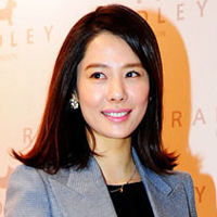 韩国演员及歌手金贤珠QQ头像_英文名KimHyunJu