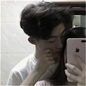 会带我吃宵夜的人 韩系真人情侣一对
