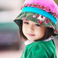 国外清新的超可爱小公主,小天使般的小女孩头像图片,可爱天真的小孩子