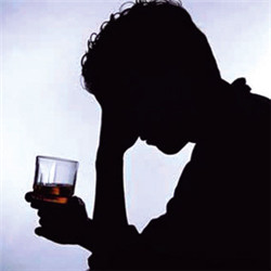 男人喝酒伤感头像 孤独寂寞的男人独自喝酒伤感图片头像