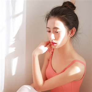 粉色可爱美女头像 漂亮美女迷人写真图片