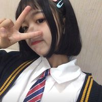 圆脸美女头像 披散下的长发更是好看极了