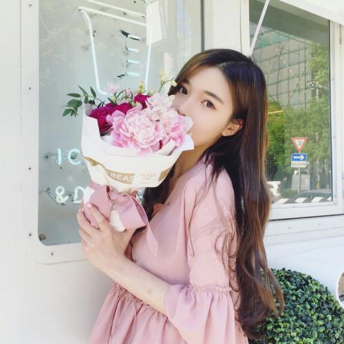 韩国美女头像图片清新自然，善良而温柔气质独特的女生