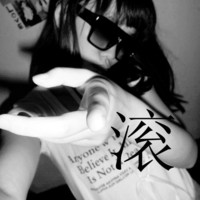 不离不弃,行事张扬个性时尚带字情侣头像大全2013最新版的