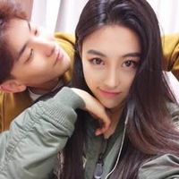 幸福情侣头像一左一右 我想知道你什么时候会接受我