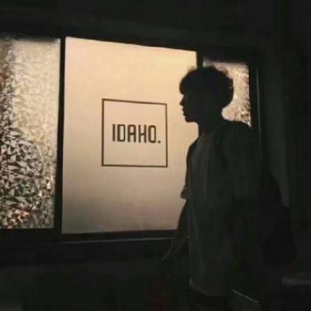 伤感情侣yy头像图片 忽冷忽热最折磨人