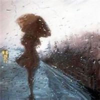雨中撑伞女孩背影图片头像 伤感的女子雨中撑伞背影头像