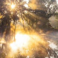 微信头像日出风景图片,仙境般的美湖面早晨日出美景