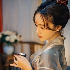 中国古风唯美动漫女子头像