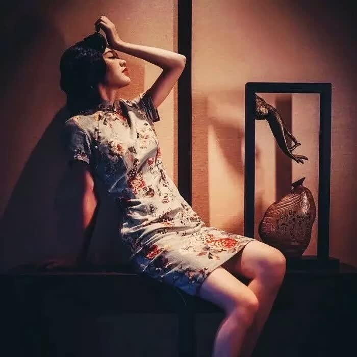 老上海旗袍女生头像图片,来自旧时代