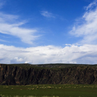 风景迷人绵延的山岭阔克苏大峡谷风景图片