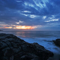 大海海岸岸边风景QQ头像图片,蓝色主题的